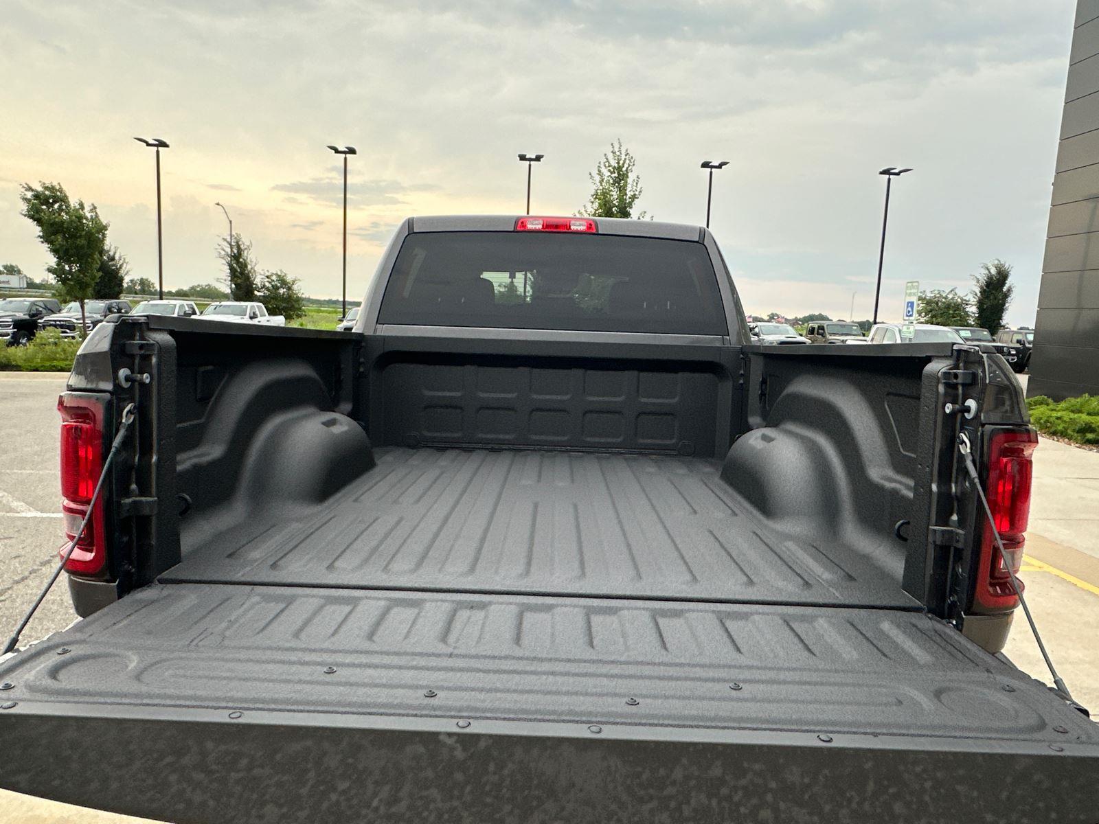 2025 Ram 2500 Big Horn photo 3