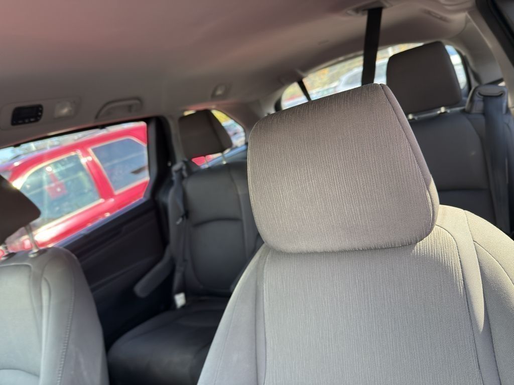 2019 Honda Odyssey EX photo 3