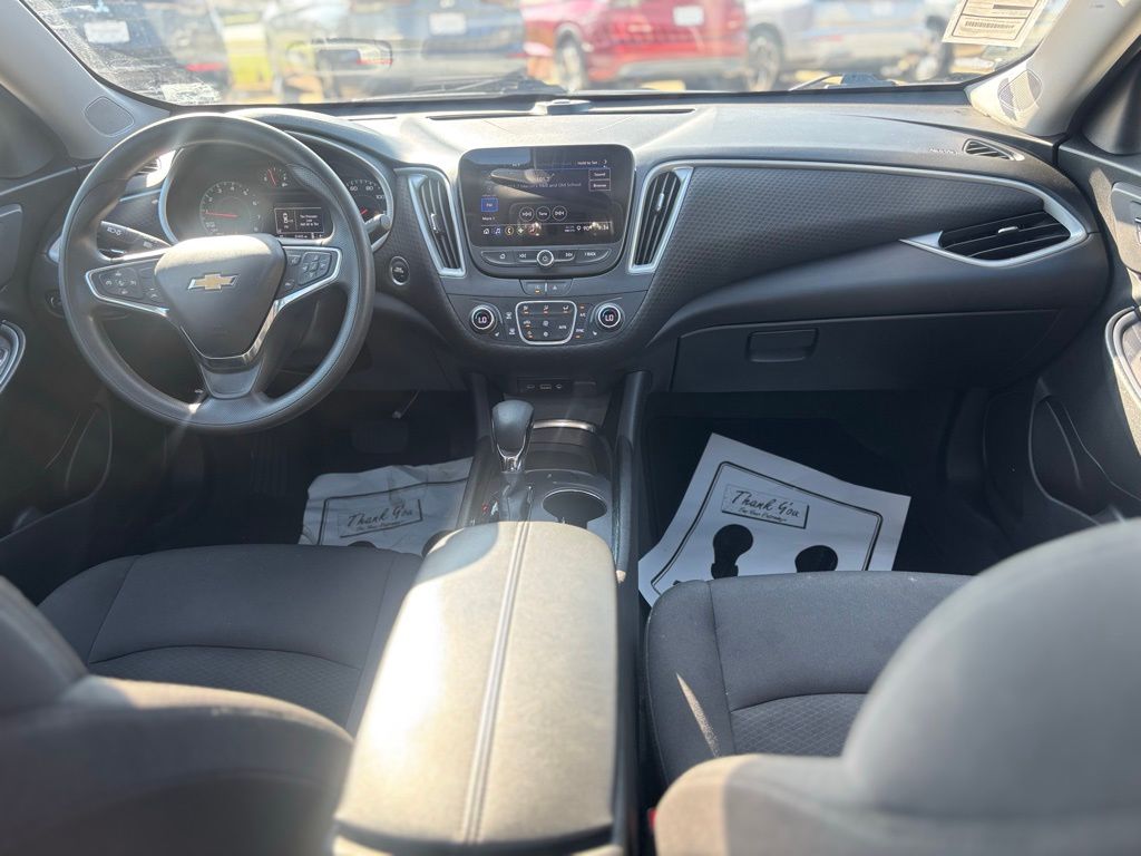 2023 Chevrolet Malibu 1LT photo 15