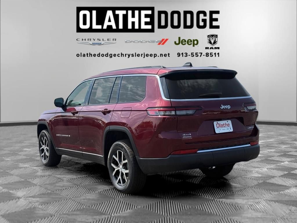 2025 Jeep Grand Cherokee Limited photo 3