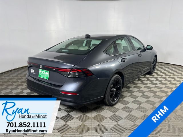 2025 Honda Accord SE photo 4