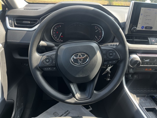 2025 Toyota RAV4 LE photo 3