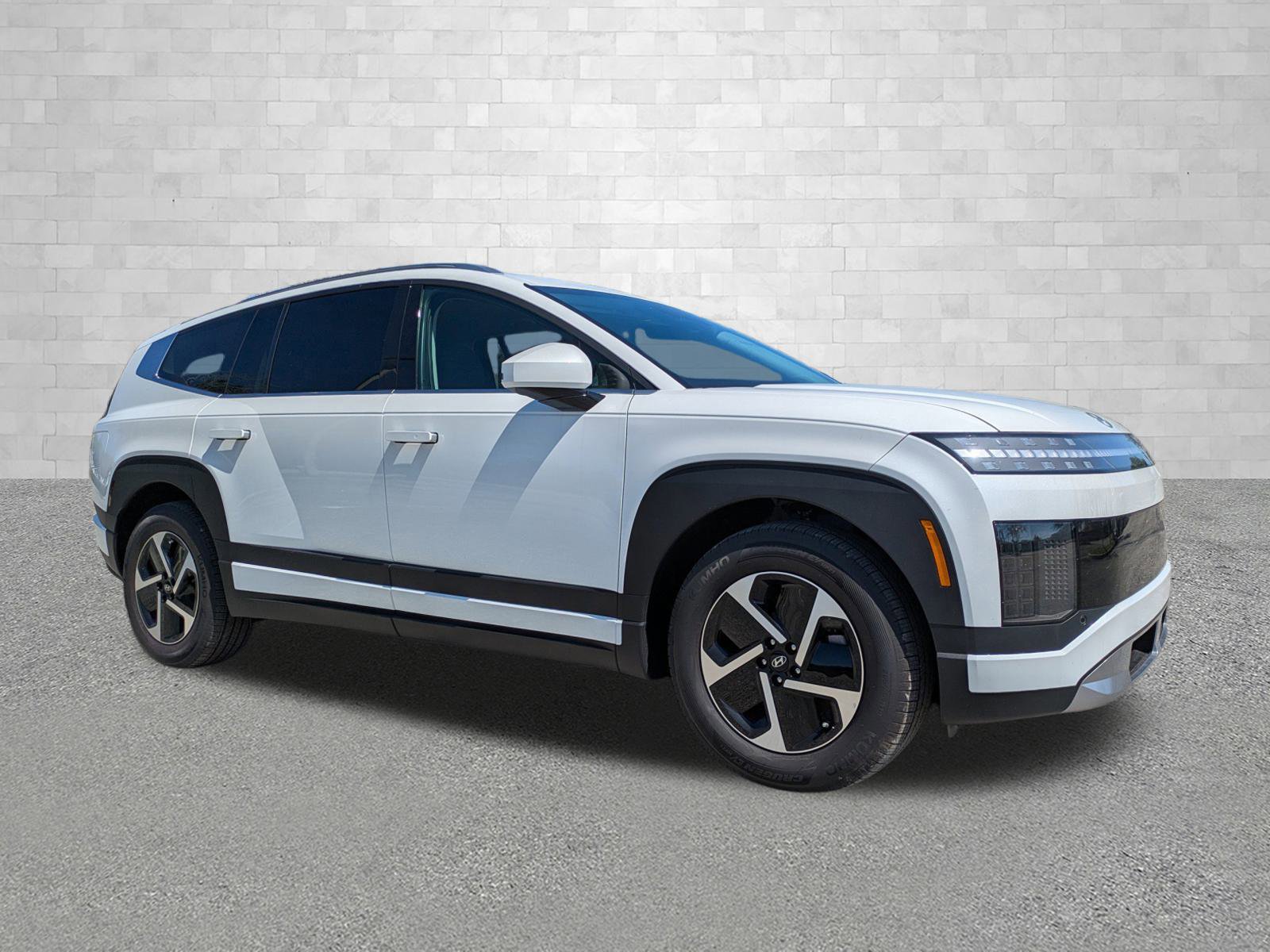 2026 Hyundai IONIQ 9 S's photo