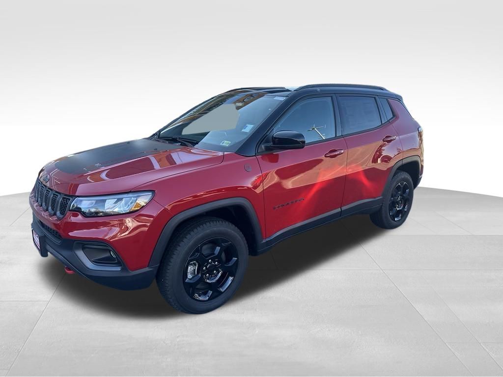 2024 Jeep Compass Trailhawk photo 2
