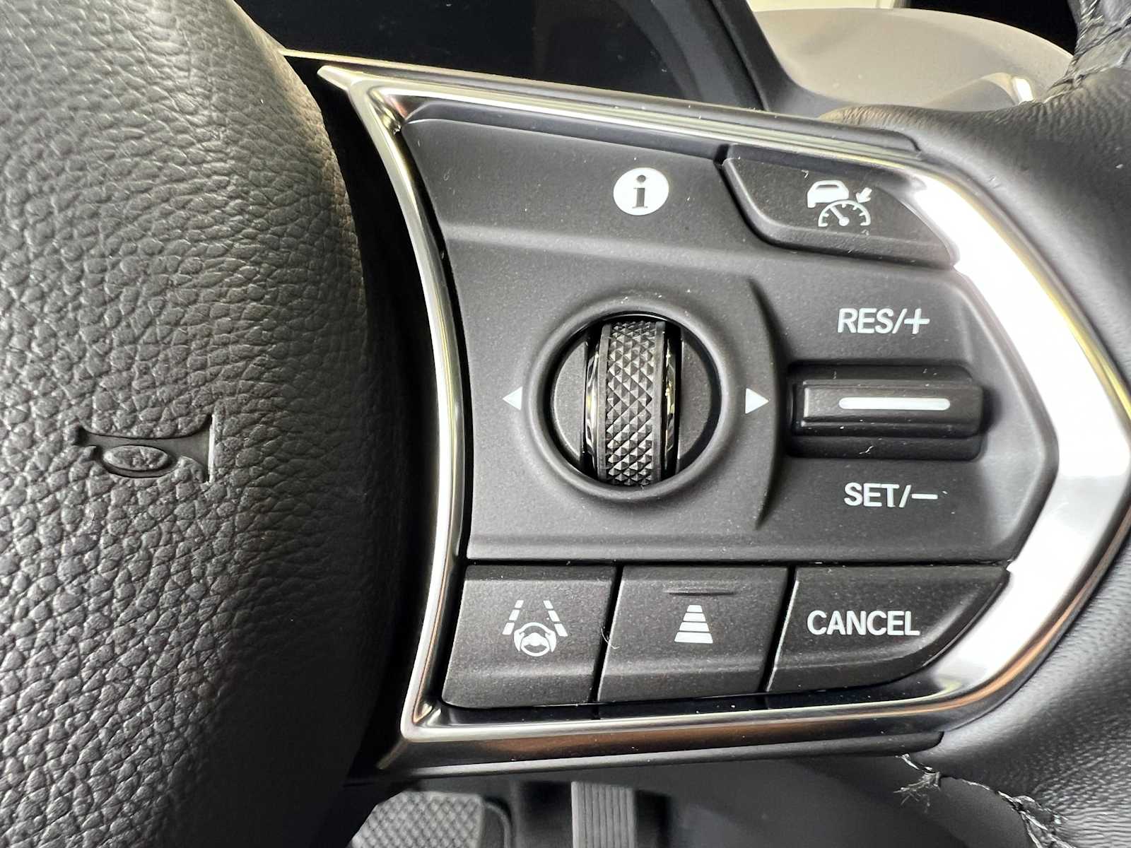 2025 Acura RDX photo 15