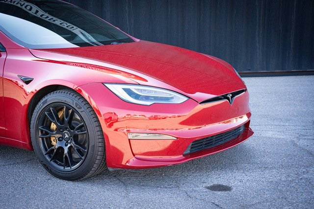 2021 Tesla Model S Plaid photo 4