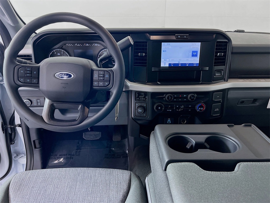 2025 Ford F-350 XLT photo 22