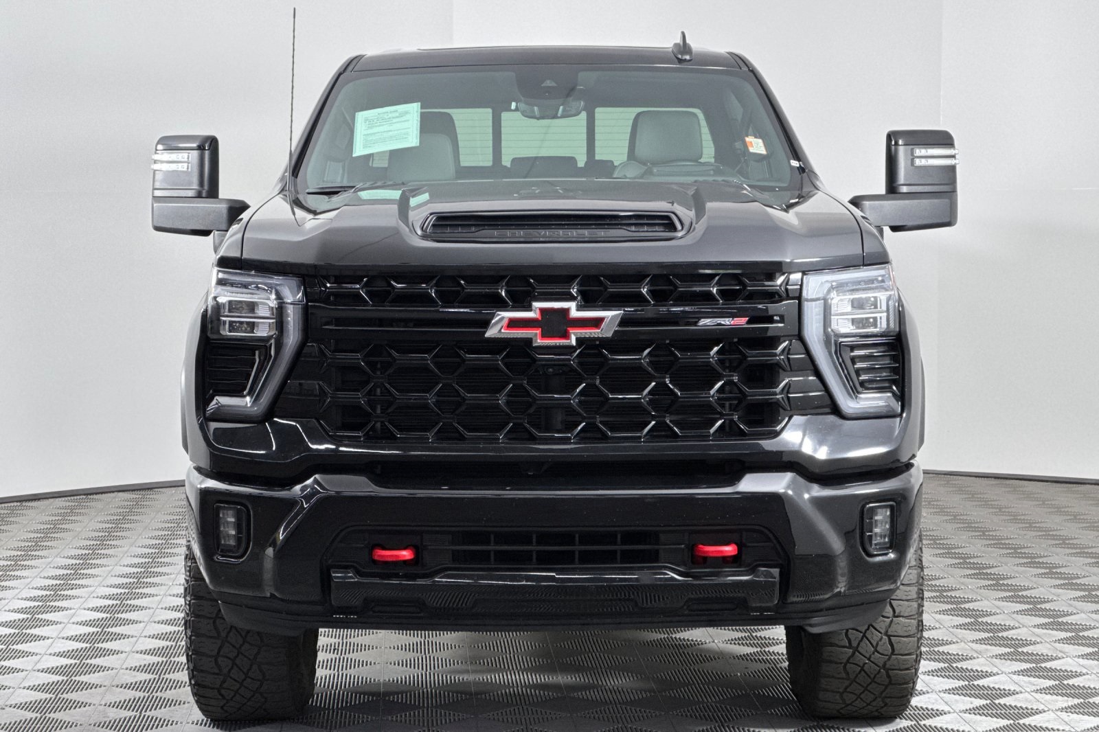 2024 Chevrolet Silverado 2500HD ZR2 photo 9