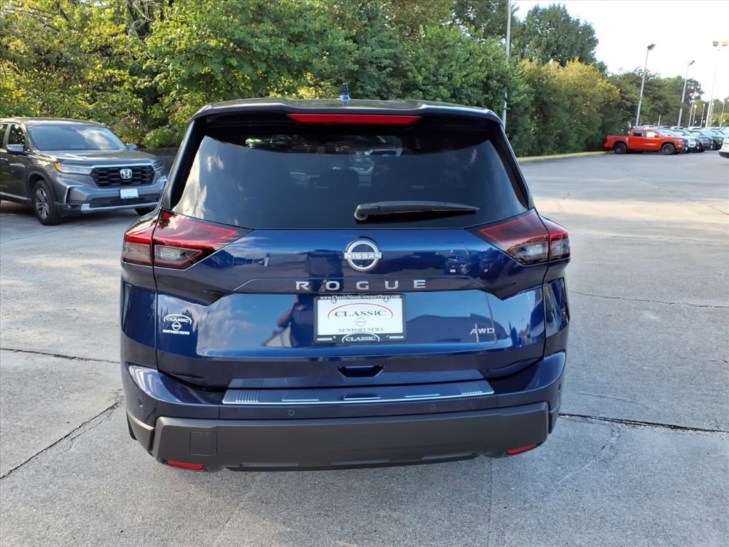 2026 Nissan Rogue SV photo 4