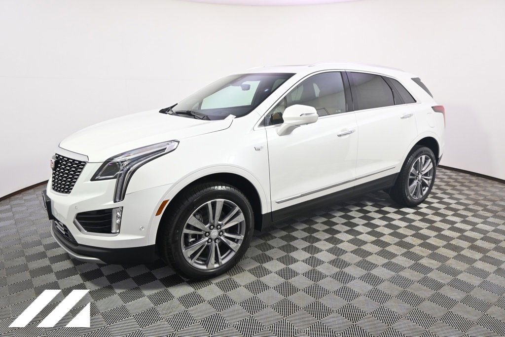2025 Cadillac XT5 Premium Luxury photo 2