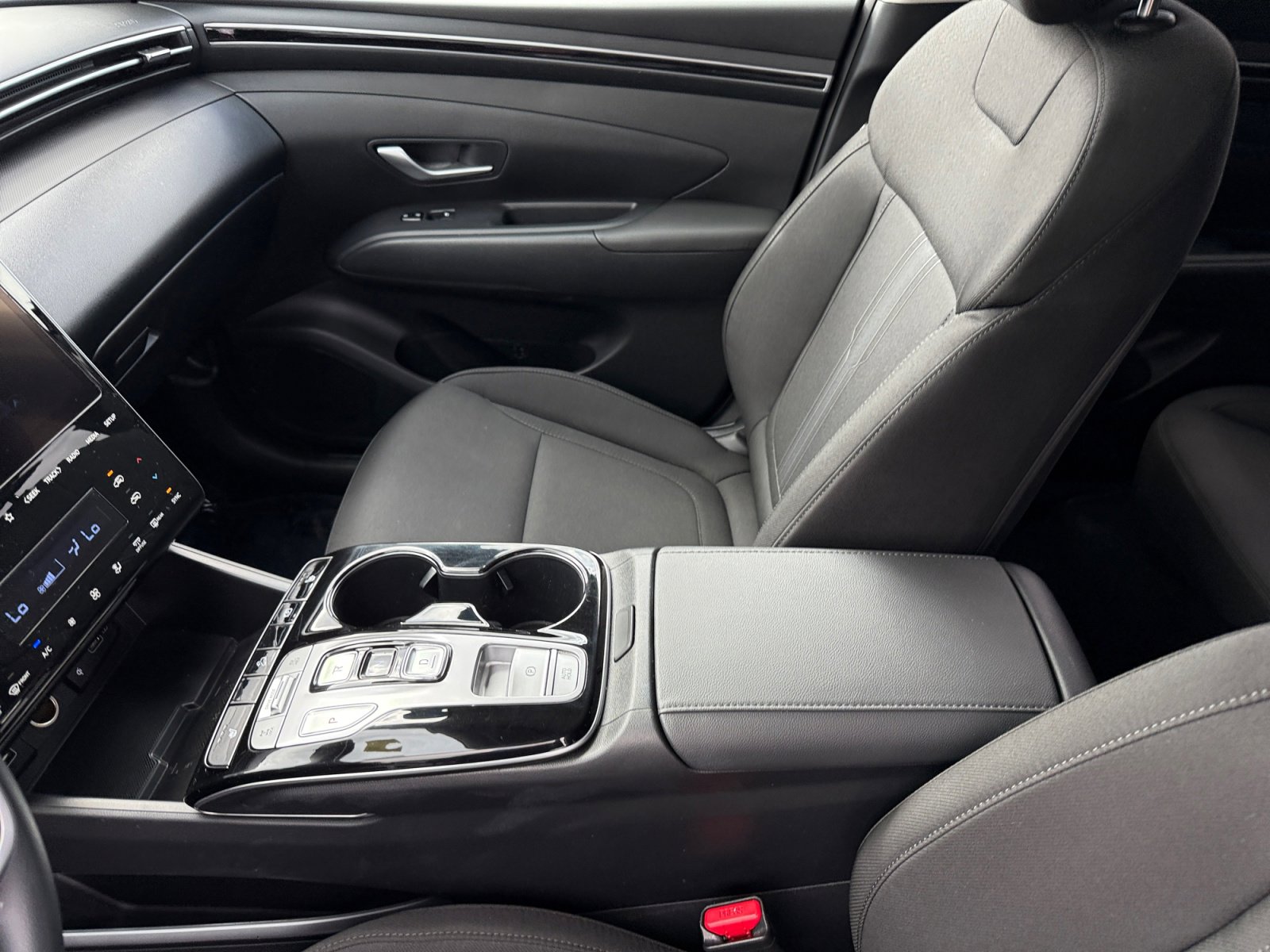 2024 Hyundai Tucson Plug-in Hybrid SEL photo 13