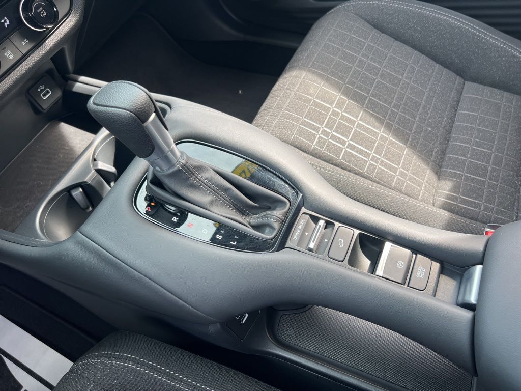 2024 Honda HR-V LX photo 29