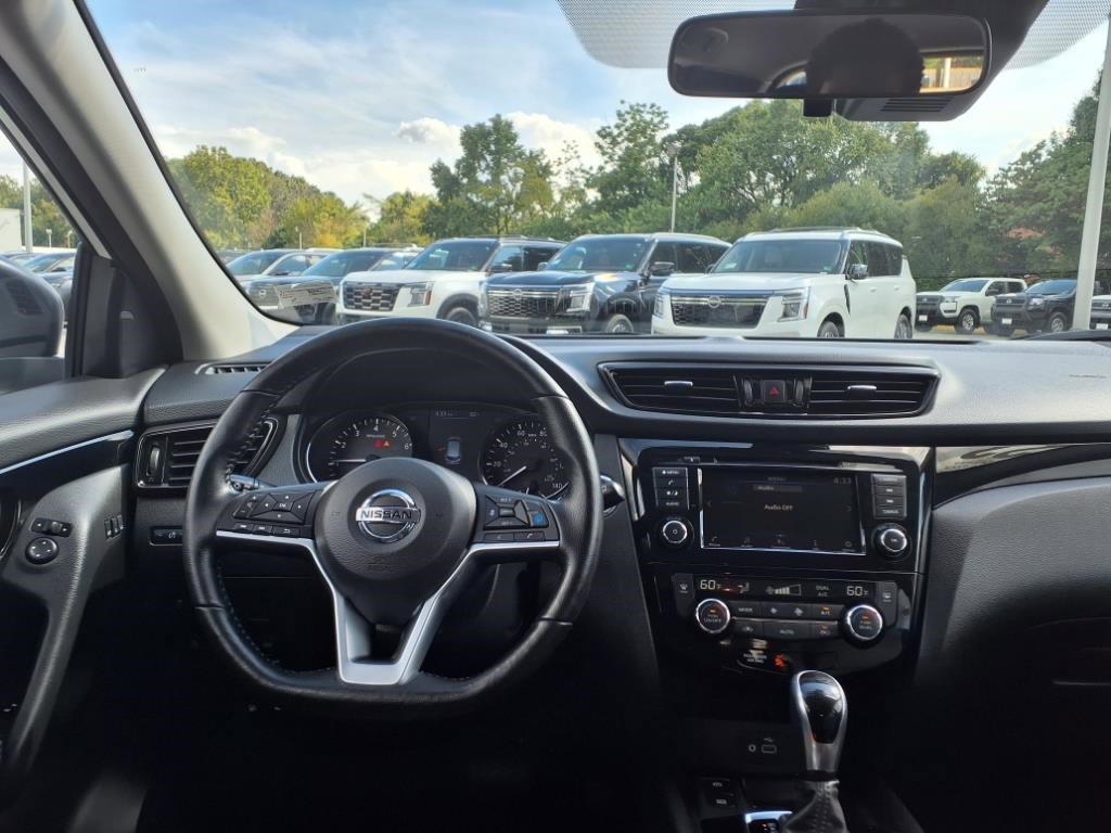 2022 Nissan Rogue Sport SV photo 13