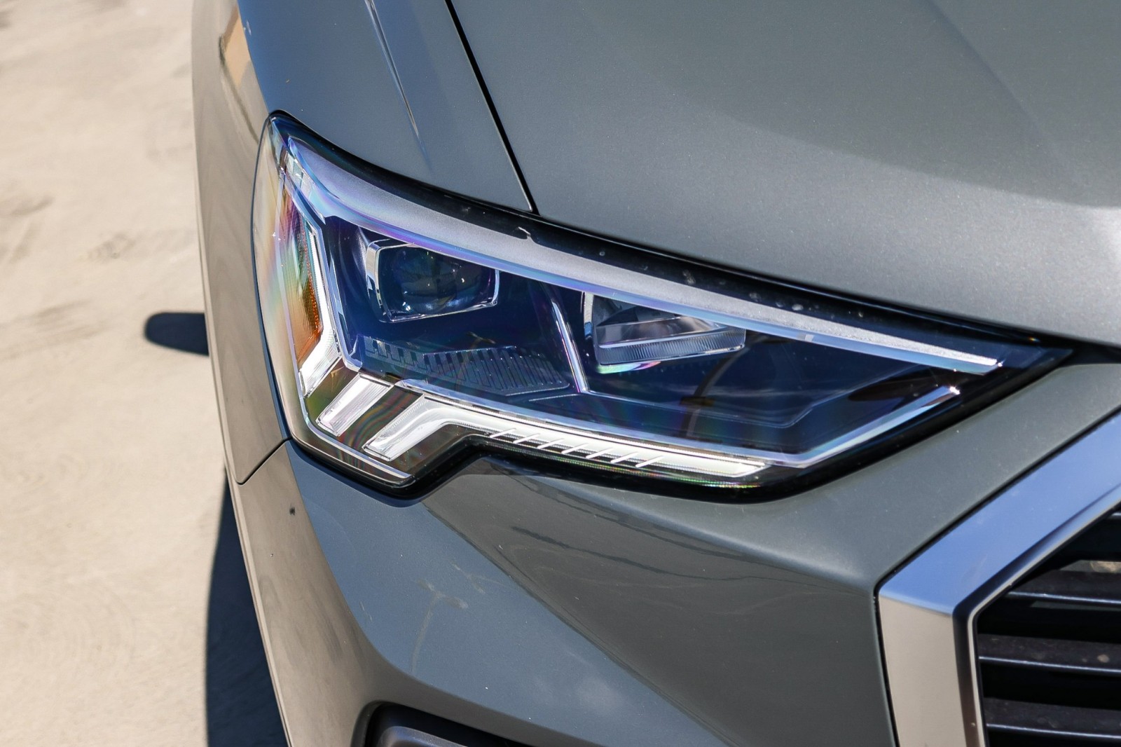 2023 Audi Q3 S line Premium Plus photo 8
