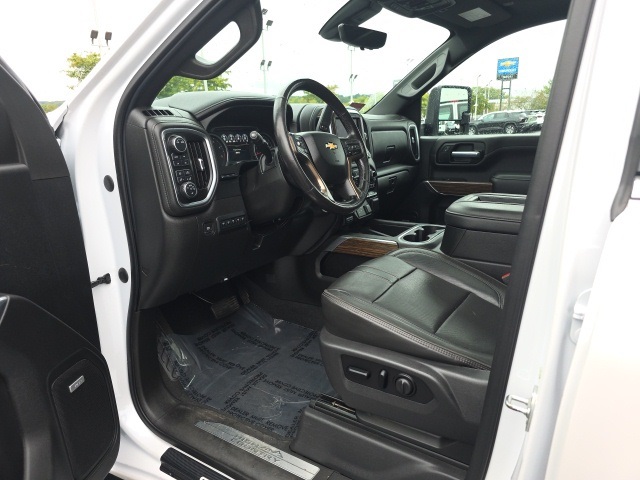 2021 Chevrolet Silverado 3500HD High Country photo 13
