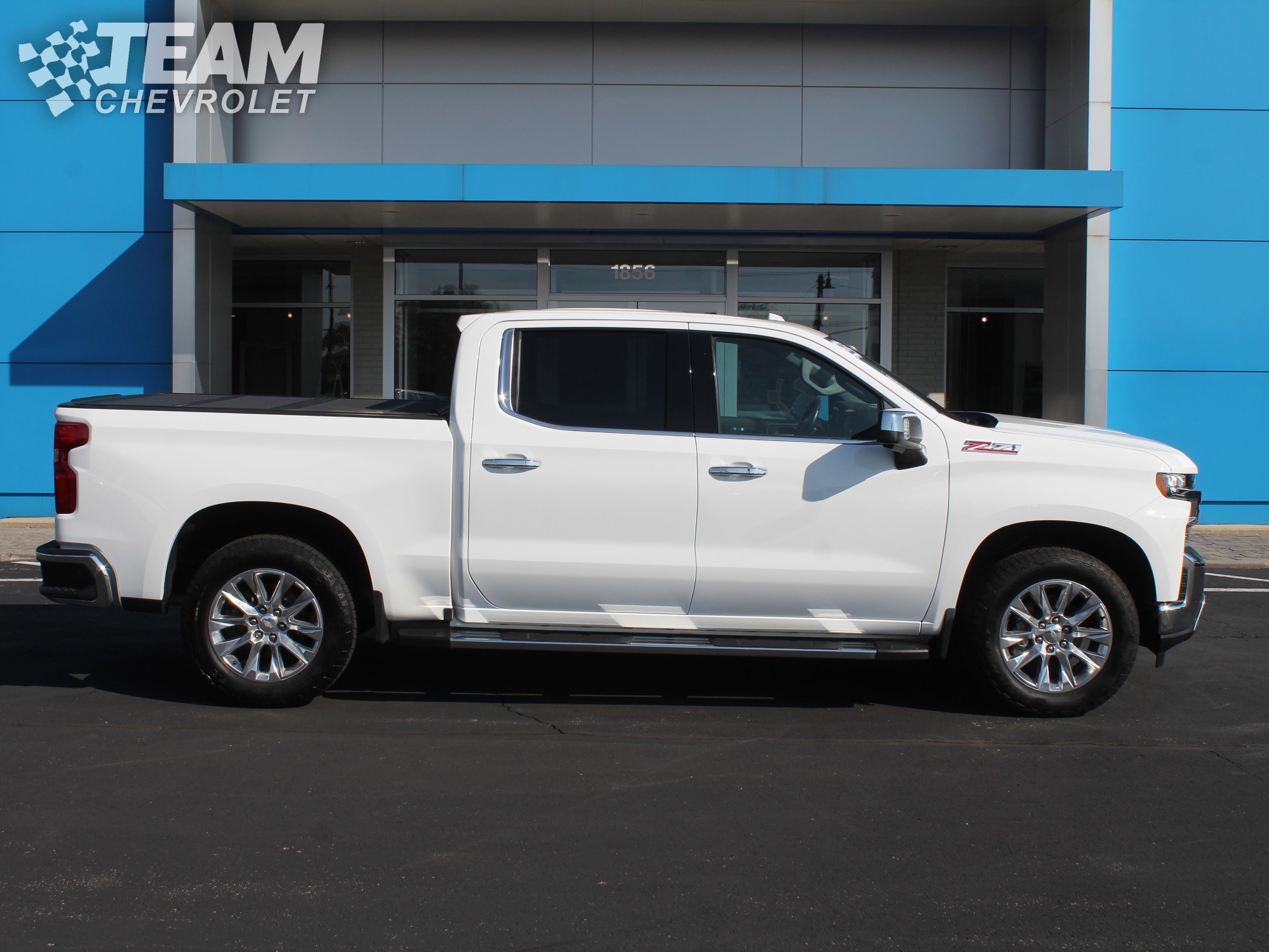 2022 Chevrolet Silverado LTZ photo 3
