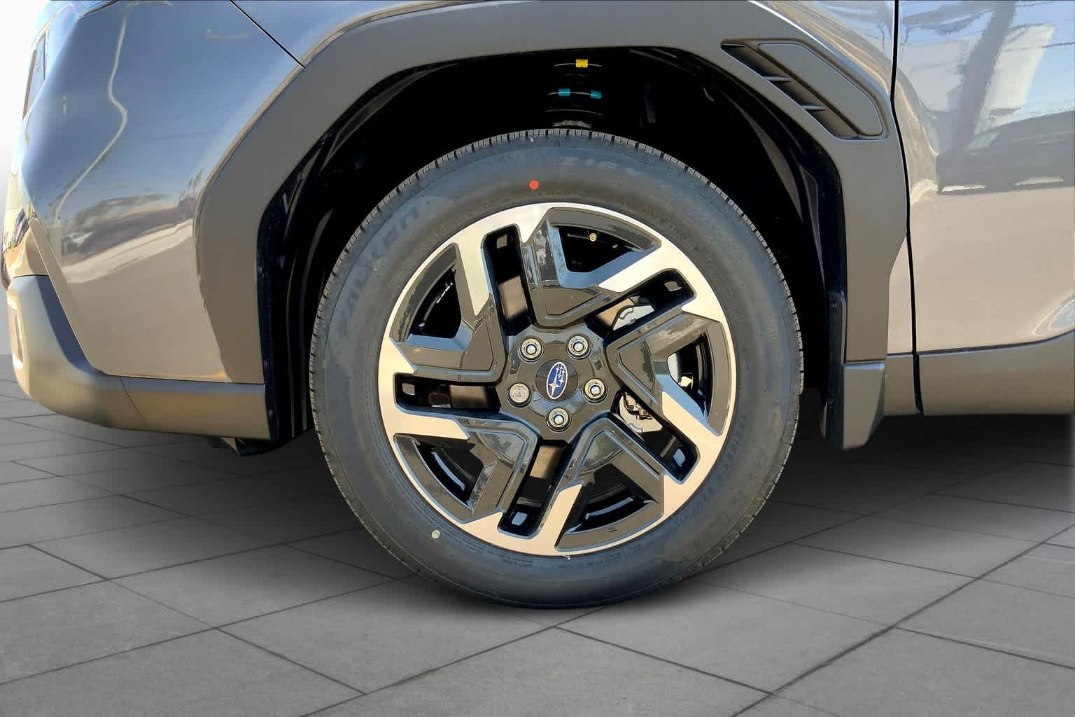 2025 Subaru Forester Limited photo 11