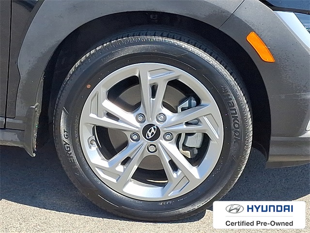 2022 Hyundai Kona SEL photo 6