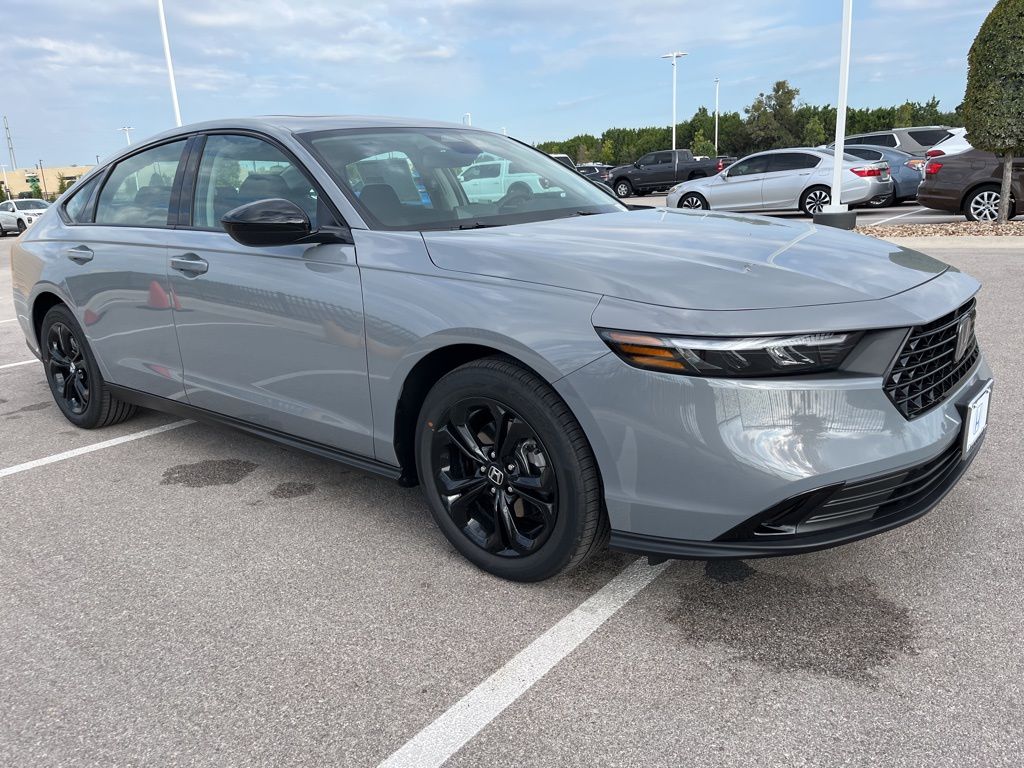 2025 Honda Accord 1.5T SE photo 2