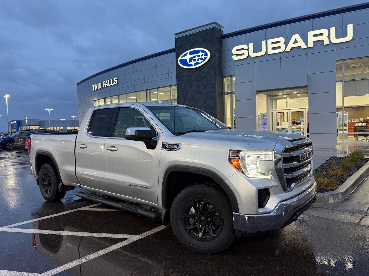 2020 GMC Sierra 1500 SLE's photo