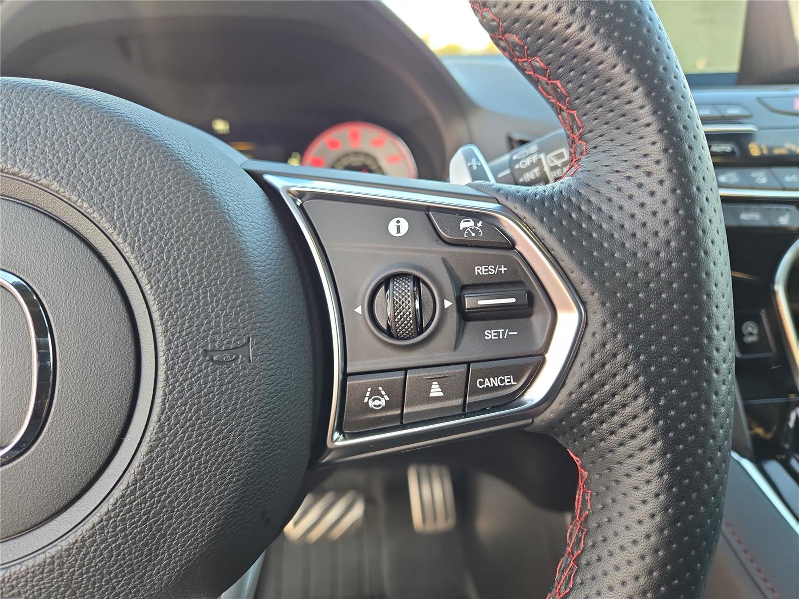 2025 Acura RDX A-Spec photo 13