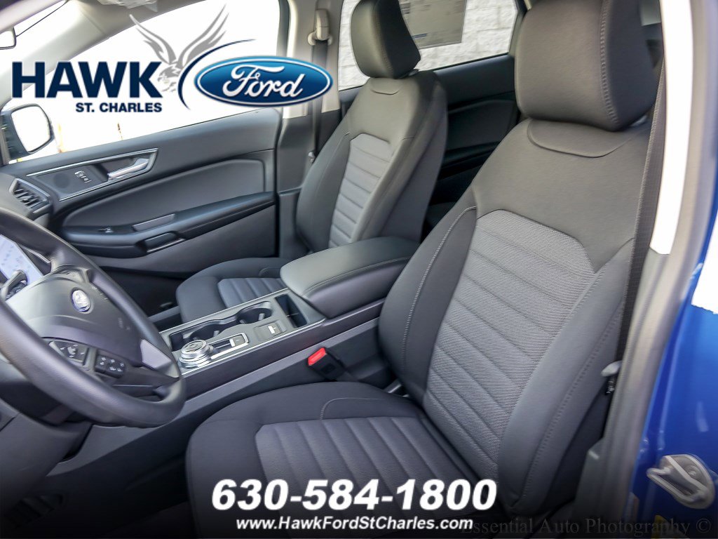 2024 Ford Edge SE photo 4