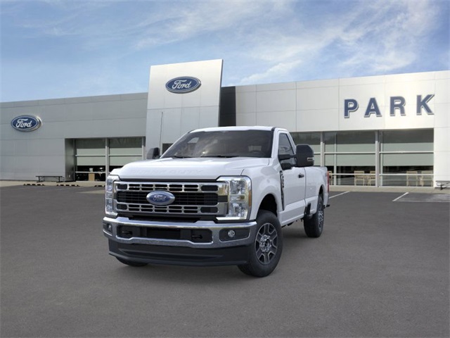 2025 Ford F-350 photo 2