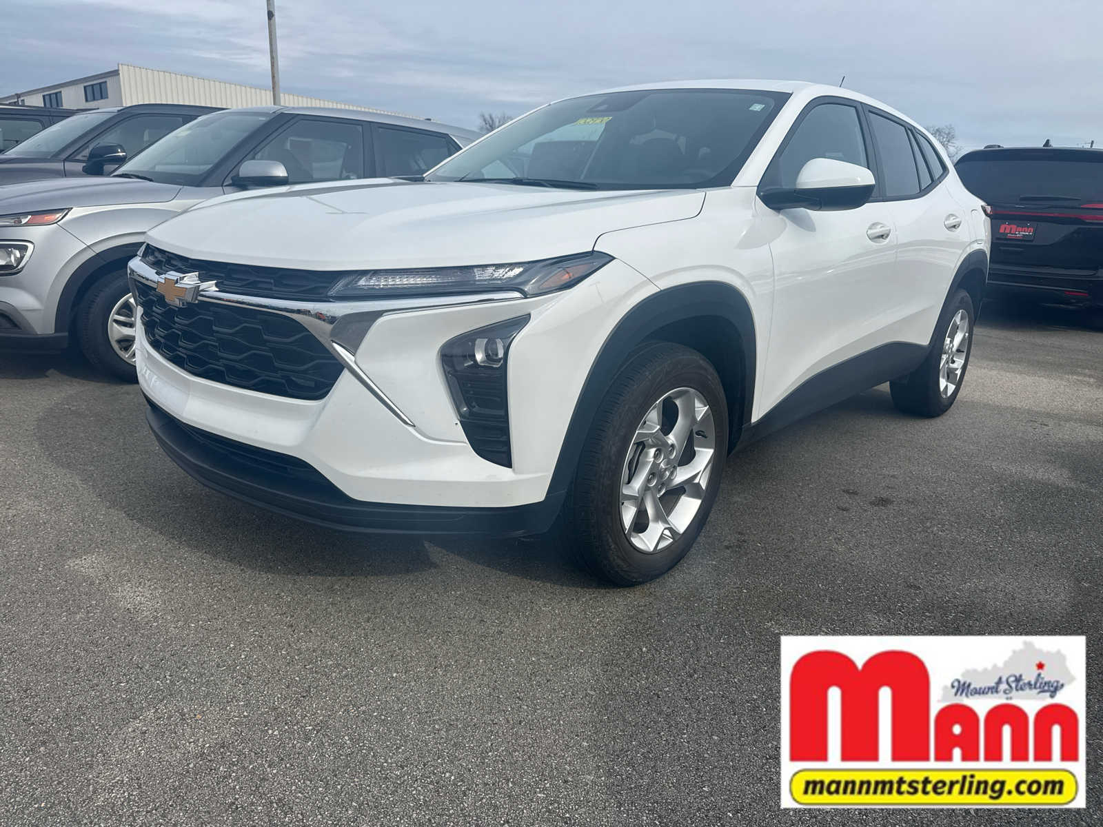 2025 Chevrolet Trax LS's photo