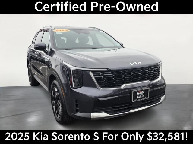 2025 Kia Sorento S's photo