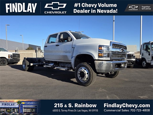 2025 Chevrolet Silverado 4500 Medium Duty Chassis Cab Work Truck's photo