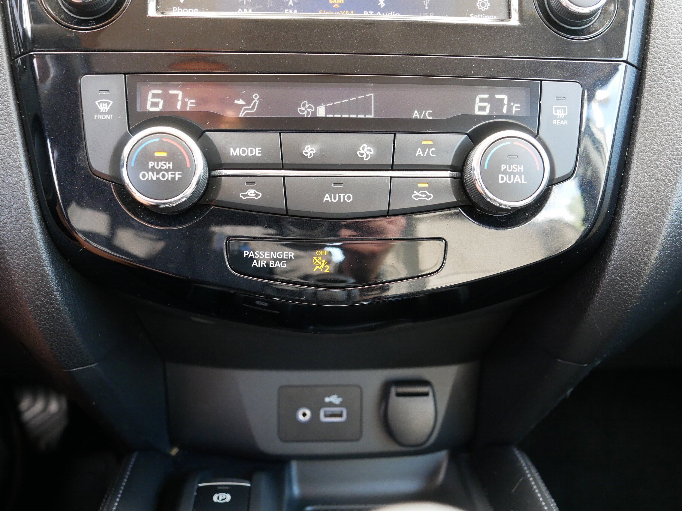 2020 Nissan Rogue Sport SV photo 23