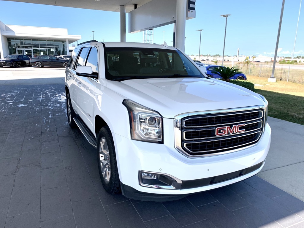 2019 Gmc Yukon SLT photo 3