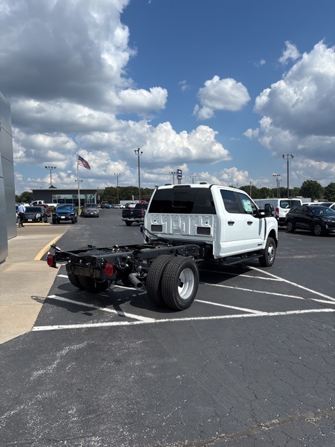 2026 Ford F-350 XL photo 3