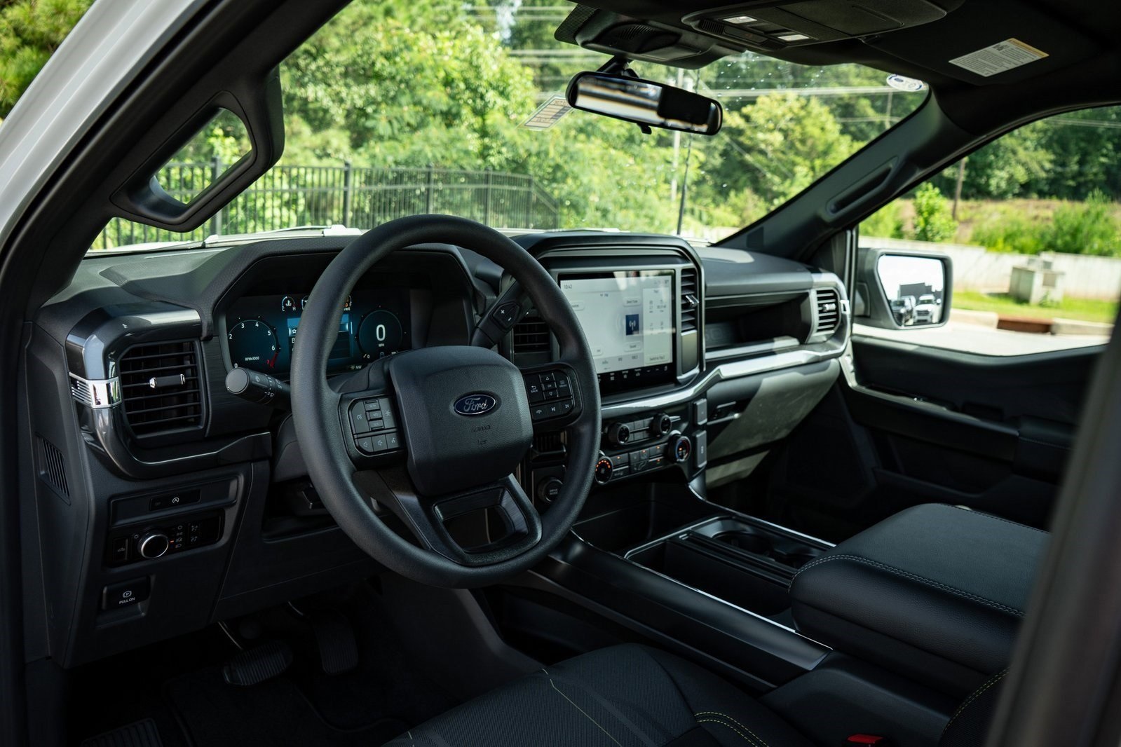 2025 Ford F-150 STX photo 10