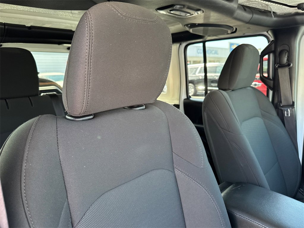 2022 Jeep Wrangler Unlimited High Tide photo 16
