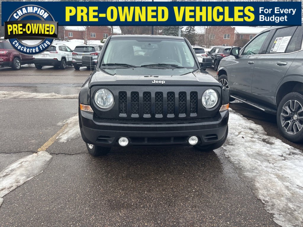 2016 Jeep Patriot Latitude's photo