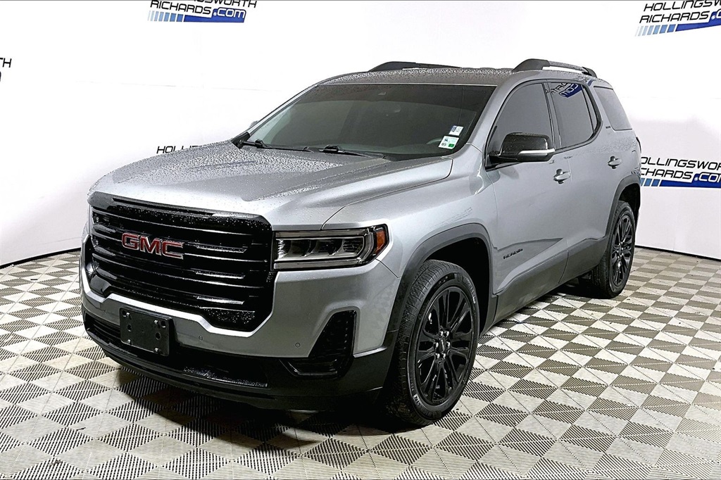 2023 GMC Acadia SLE's photo