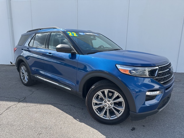 Used 2022 Ford Explorer XLT with VIN 1FMSK8DH6NGB29002 for sale in Kansas City