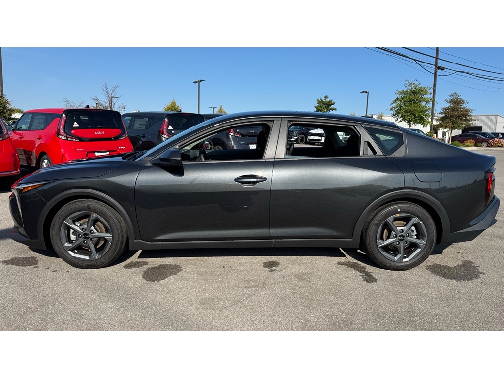 2025 Kia K4 LXS photo 21