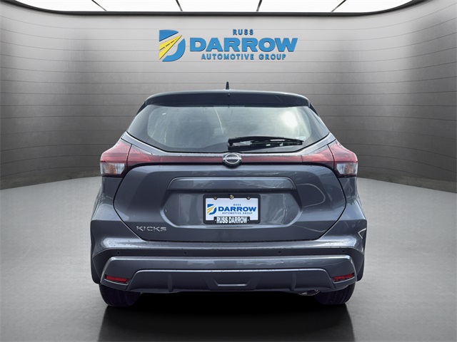 2025 Nissan Kicks Play S photo 3