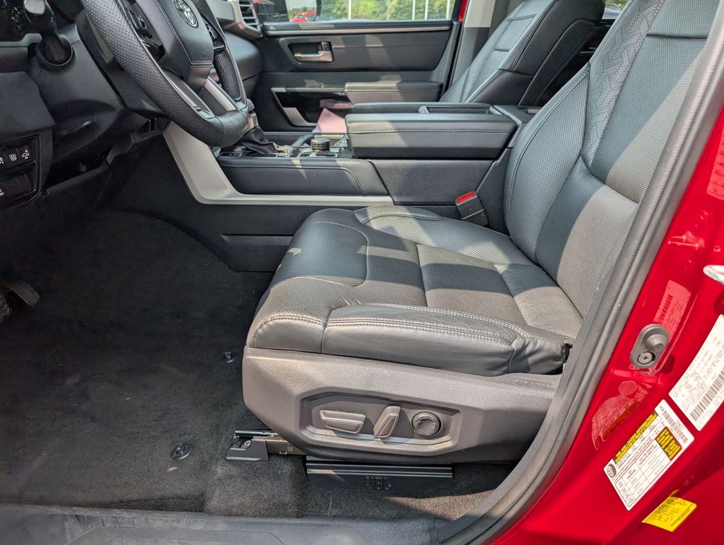 2022 Toyota Tundra Limited photo 7