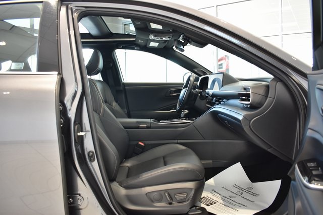2024 Toyota Crown Limited photo 12