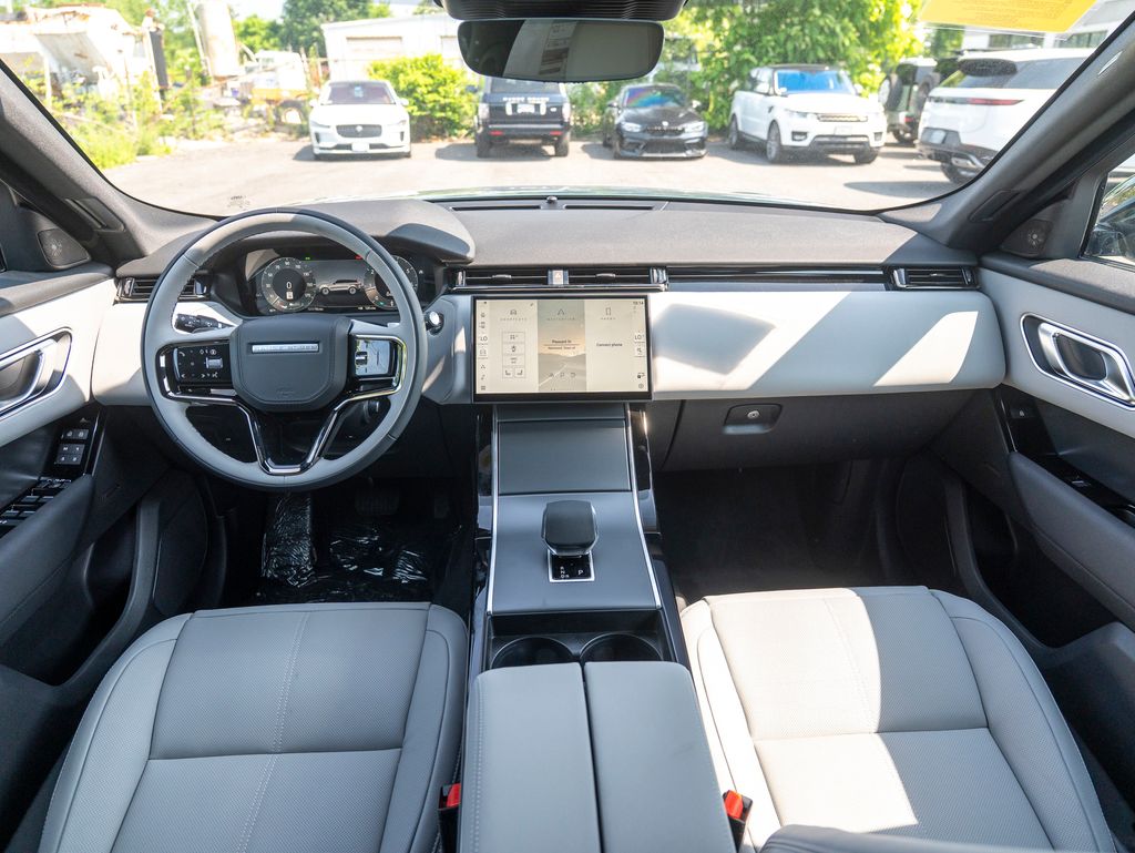 2026 Land Rover Range Rover Velar S photo 16