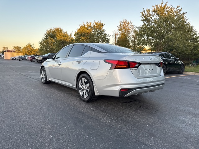 2020 Nissan Altima 2.5 S photo 3