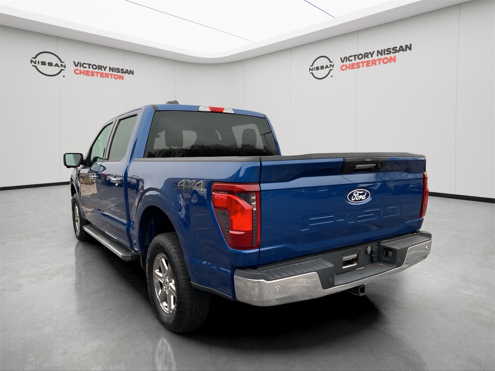 2024 Ford F-150 XLT photo 2