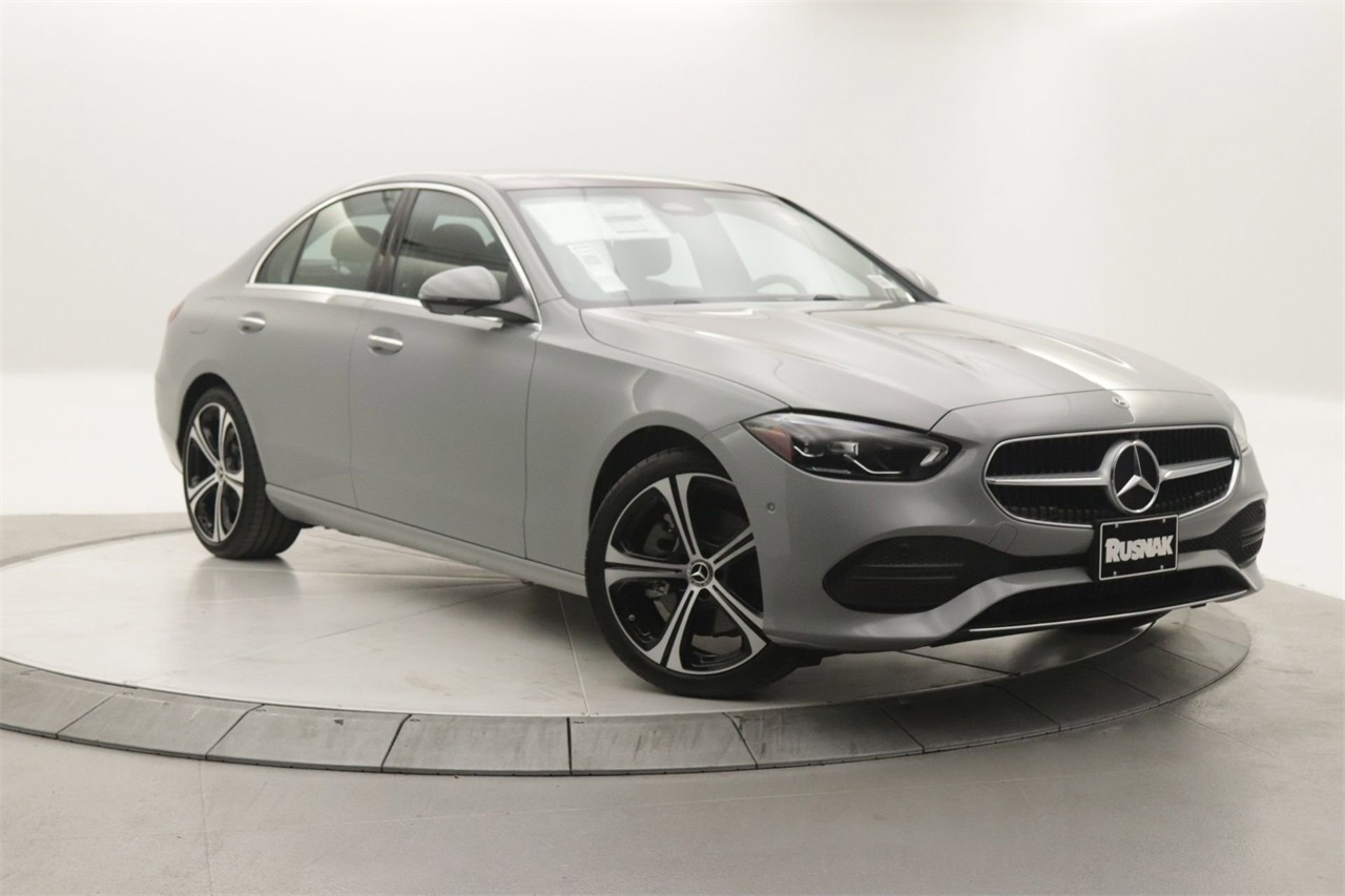 2025 Mercedes-Benz C-Class Sedan C 300's photo