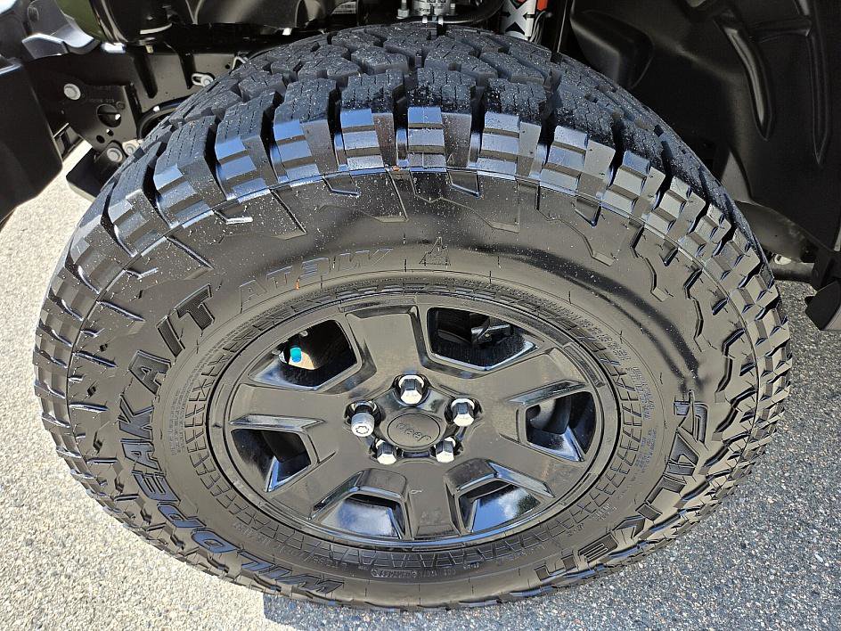 2023 Jeep Gladiator Mojave photo 14