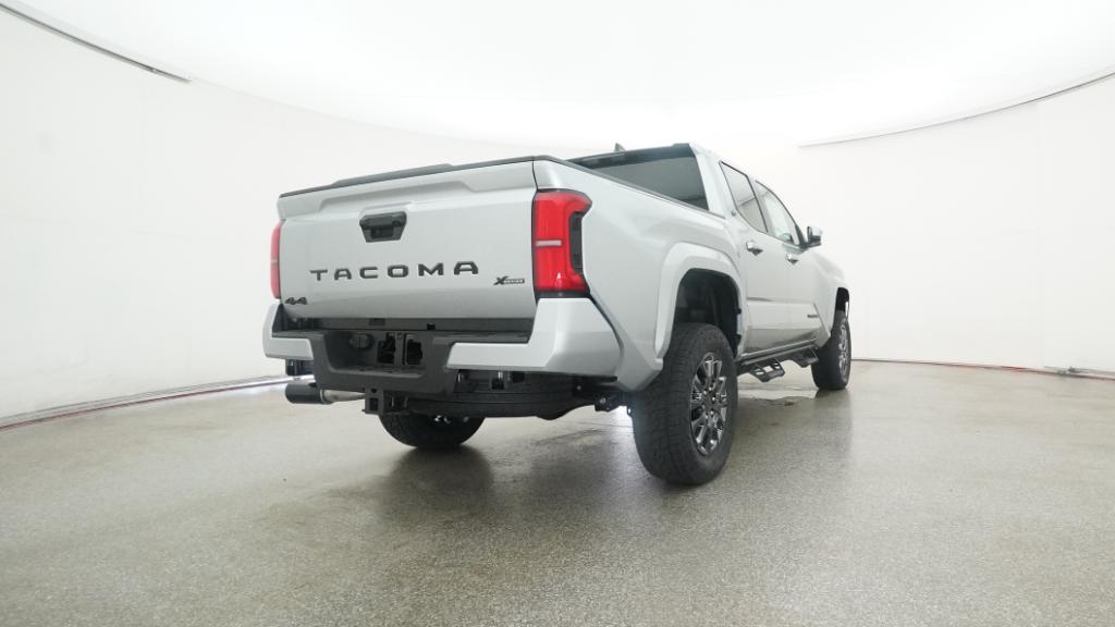 2025 Toyota Tacoma SR5 Double Cab photo 4