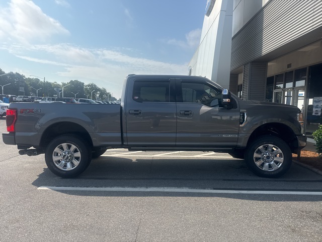 2021 Ford F-250 photo 16