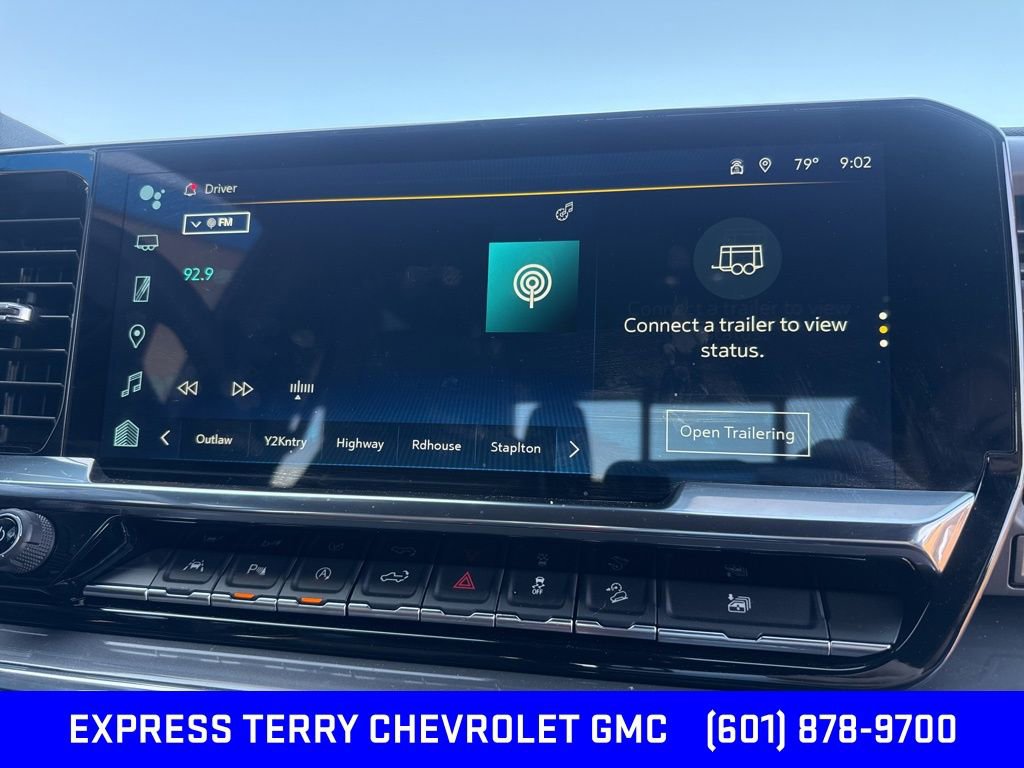 2024 Chevrolet Silverado 1500 High Country photo 15
